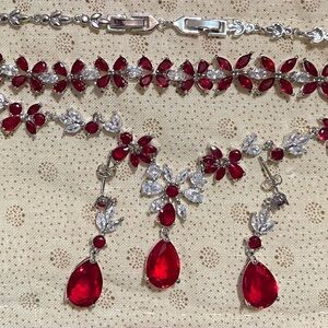 Elegant Red Crystal Necklace & Earring Set - Women Jewelry